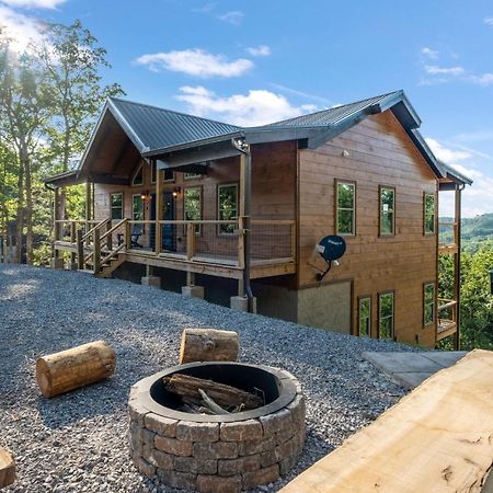 New / 3 King Suites / Sleeps12 / View / 5 Mi To Pf / Hot Tub Sevierville Kültér fotó