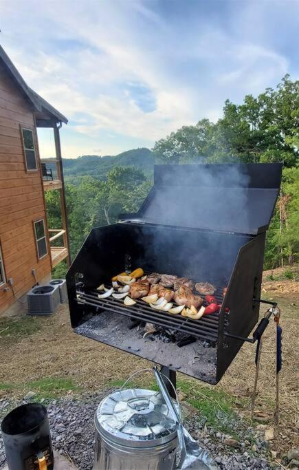 New / 3 King Suites / Sleeps12 / View / 5 Mi To Pf / Hot Tub Sevierville Kültér fotó