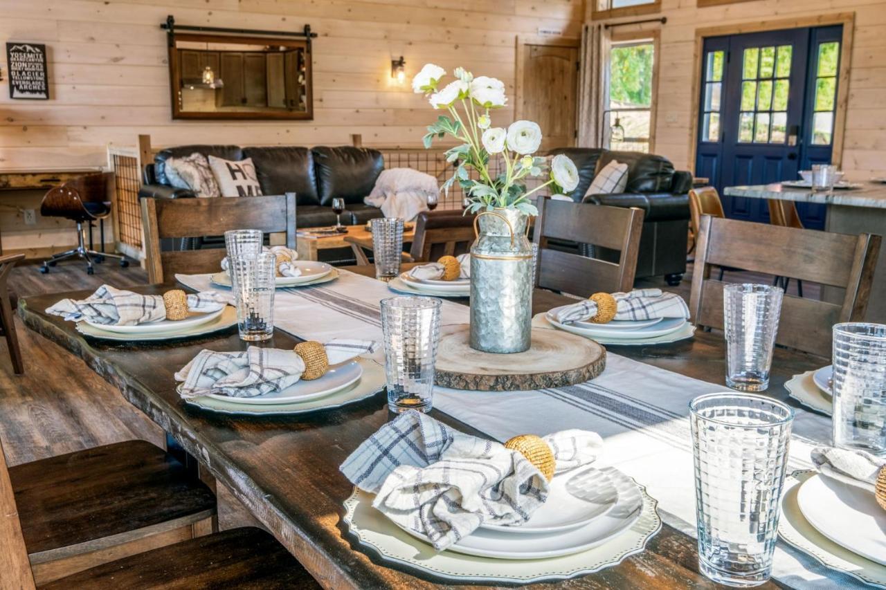 New / 3 King Suites / Sleeps12 / View / 5 Mi To Pf / Hot Tub Sevierville Kültér fotó