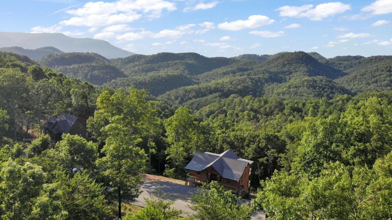 New / 3 King Suites / Sleeps12 / View / 5 Mi To Pf / Hot Tub Sevierville Kültér fotó
